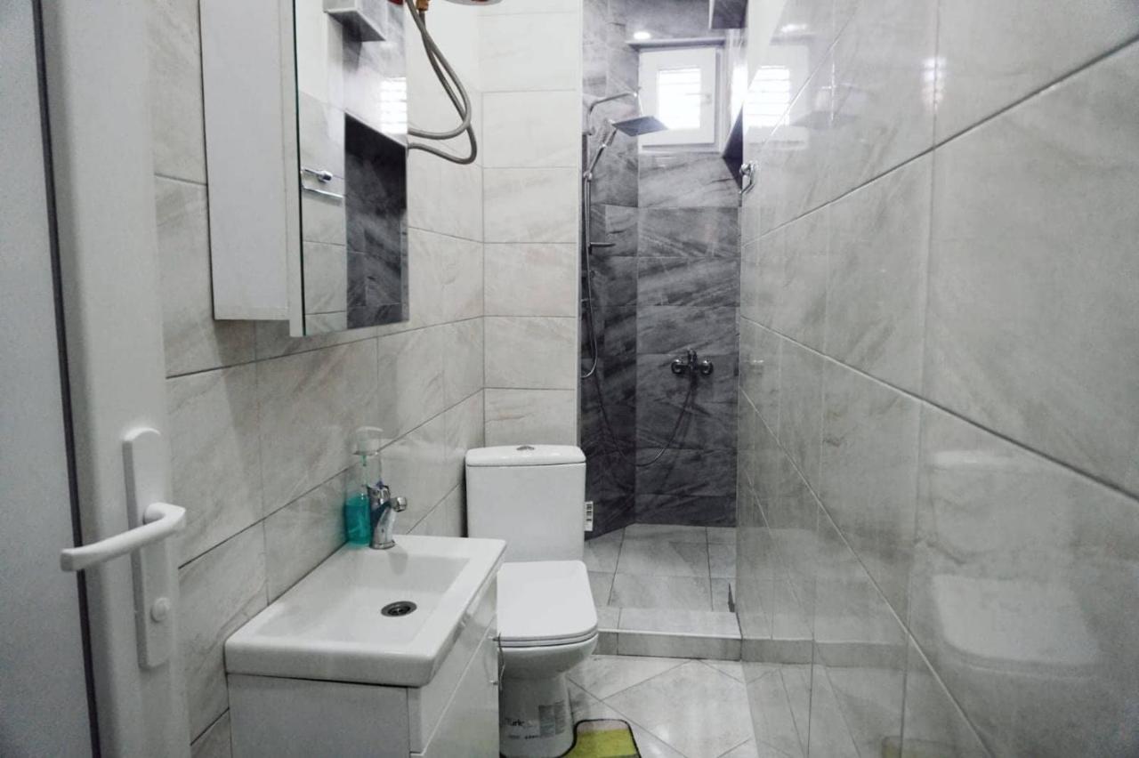 Nano Apartment Призрен Экстерьер фото